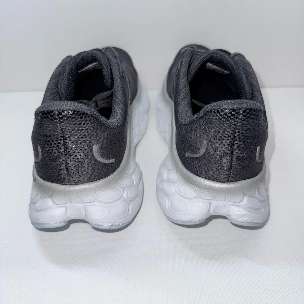 NEW BALANCE FRESH FOAM X MORE V4 UNISEX W-10. M-8.5 - Picture 5 of 9